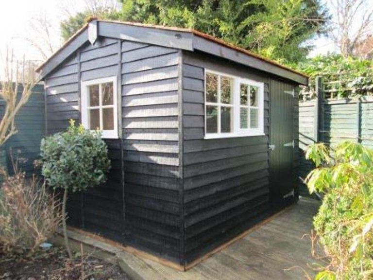 Pick And Install Garden Sheds In Surrey And London Homes