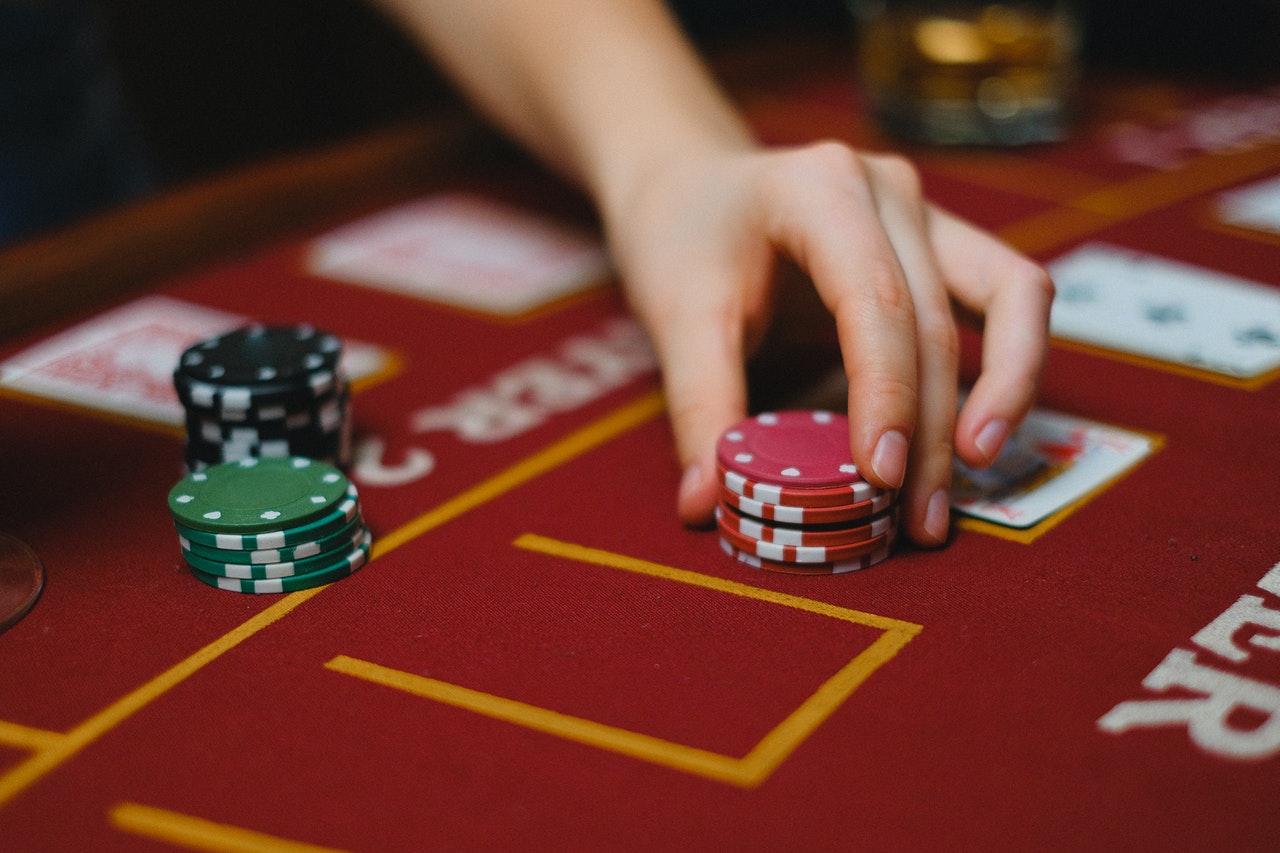 A useful guide to be safe as a new poker player online