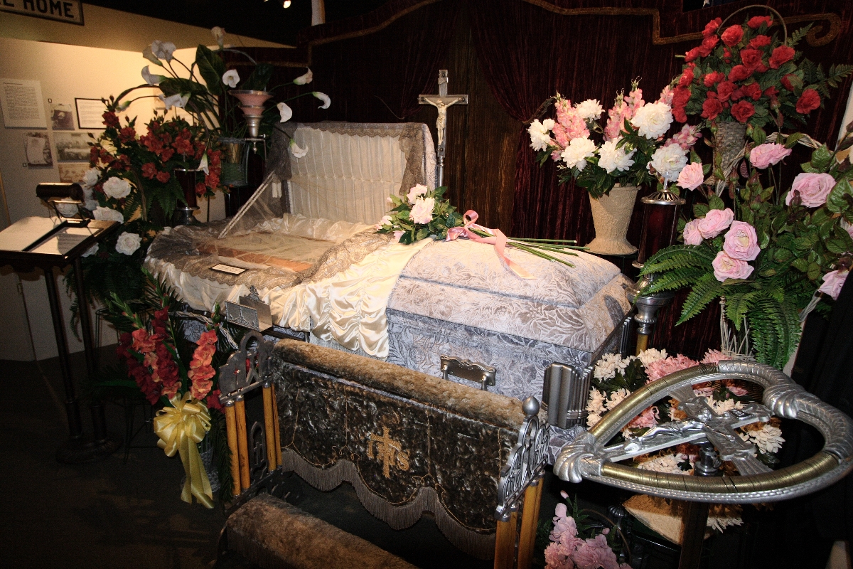 The Different Types of Funeral Services